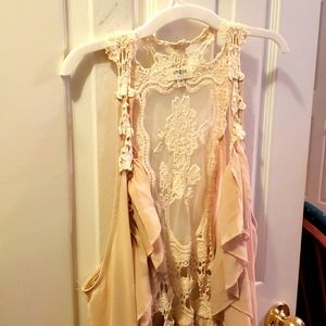 Ruffle Lace Detail Vest